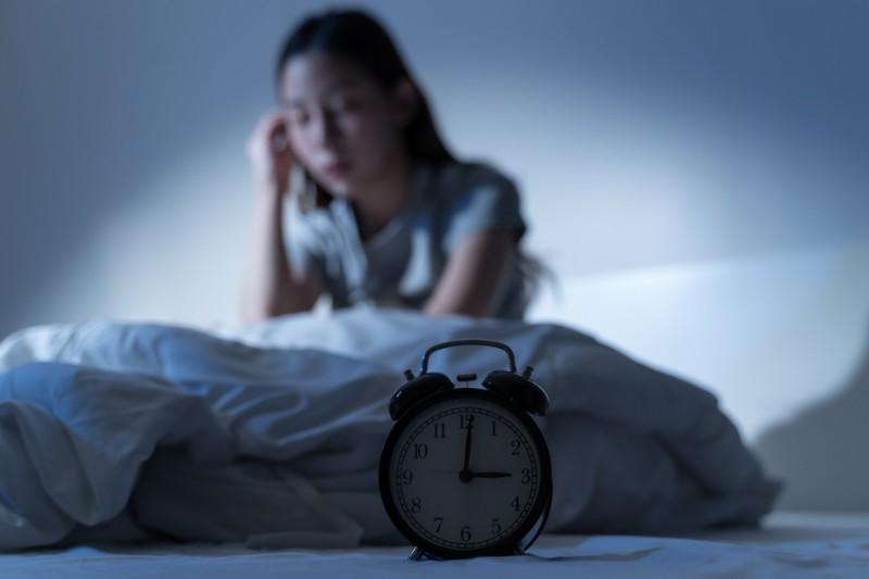 Mất ngủ về sáng: Nguyên nhân và các biện pháp điều trị