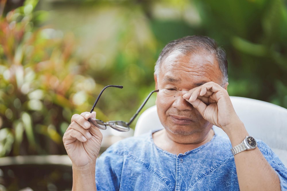 Mắt mờ là bệnh gì? – Cảnh báo 10 bệnh mắt nguy hiểm cần trị gấp